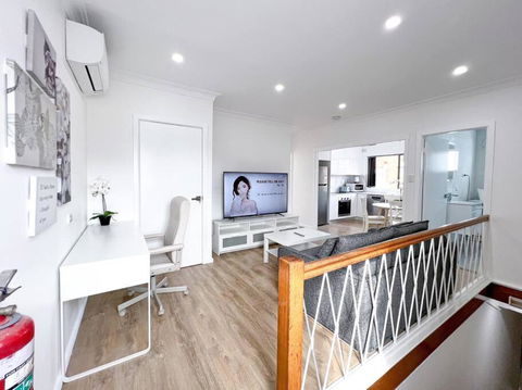 Brand New 2 Bedrooms Apartment In Ingleburn - Accommodation Gladstone 3