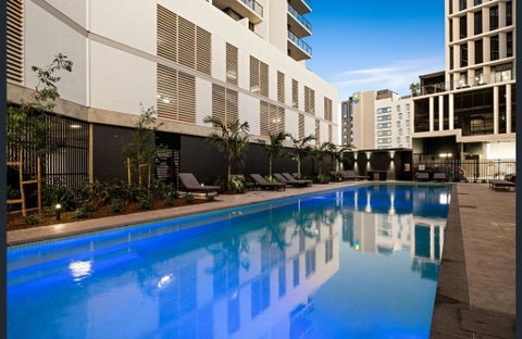 CBD Oasis - Accommodation Gladstone 4