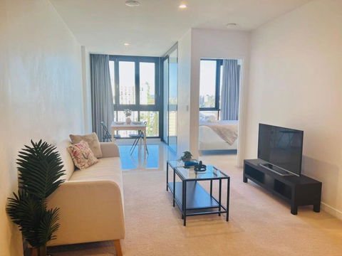 CASSA TOOWONG - Convenient 1B Apt At Central Location With Parking Managed By The Cassa - Accommodation Gladstone 3
