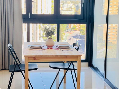 CASSA TOOWONG - Convenient 1B Apt At Central Location With Parking Managed By The Cassa - Accommodation Gladstone 4