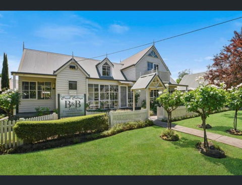 Creek Cottage Bed And Breakfast Traralgon - Accommodation Gladstone 0