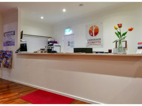 Crossroads Ecomotel - Accommodation Gladstone 2