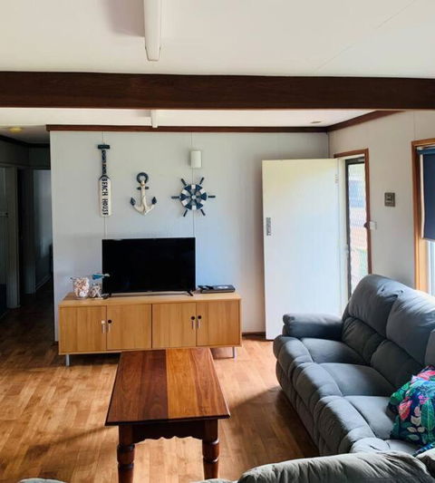 Dhu Drop Inn - Accommodation Gladstone 2