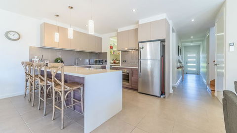29 Birch Crescent, Cowes - Accommodation Gladstone 0