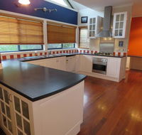 29 Church St Cowes - Large Holiday House close to shops and Beach - Accommodation Gladstone