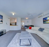 2BR Aloha Lane Main Beach Apartment - Accommodation Gladstone