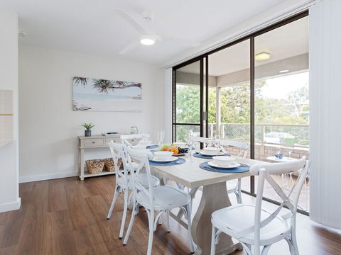 3 'Bangalee' 41 Soldiers Point Rd - Fantastic Waterfront Unit With Pool, WIFI & Chromecast - Accommodation Gladstone 0