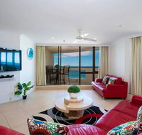 3 Bedroom Apartment - Panoramic Ocean Views - Accommodation Gladstone