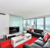 3 Bedroom Ocean View Private Apartment in Surfers Paradise - Accommodation Gladstone