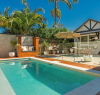 3 Little Pigs Holiday Home - Accommodation Gladstone