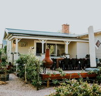 3 Willows Vineyard Cottage - Accommodation Gladstone
