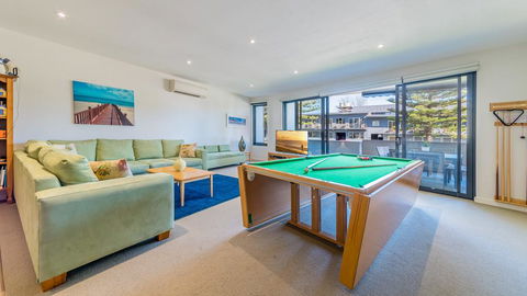 4/4 The Esplanade, Cowes - Cscape - Accommodation Gladstone 1