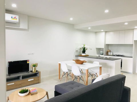 404 Kalina 2 Bedrooms - Accommodation Gladstone 1