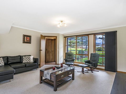 45 On REGENT - Accommodation Gladstone 3