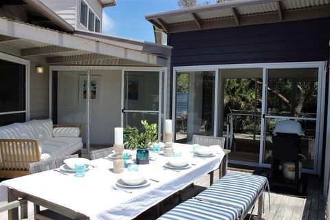 5 ON COAST - Accommodation Gladstone 1