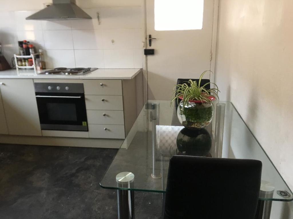 Woy Woy NSW Accommodation Gladstone