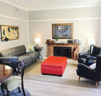 50s Fibro Chateau - Accommodation Gladstone