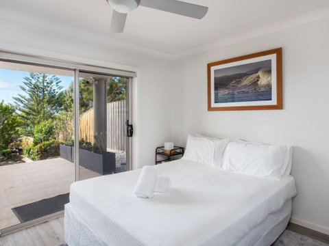 56 Becker Road - Accommodation Gladstone 1