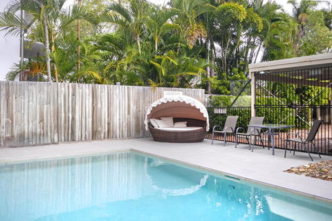 6/75 Noosa Parade - Accommodation Gladstone 1