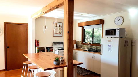 75 Harris Road - Accommodation Gladstone 2