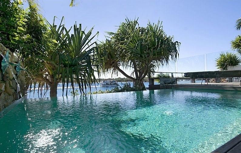 Noosa QLD Accommodation Gladstone
