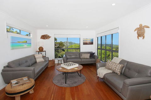 8 Cabbi Court, Coolum Beach - New Listing - Accommodation Gladstone 1