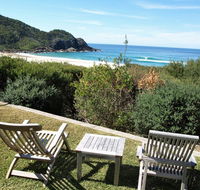 8 ON COAST 4 night min - Accommodation Gladstone
