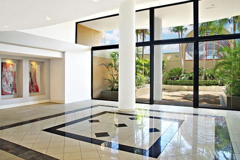 801 At The Plaza - Accommodation Gladstone 3
