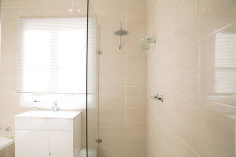 88 Morrisset - Accommodation Gladstone 3