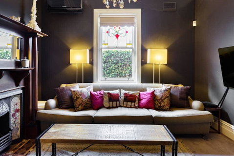 94 Highett - Inner City Period Home - Accommodation Gladstone 1
