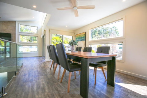 A Pear Tree Loft - Accommodation Gladstone 0