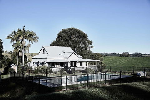 A PERFECT STAY - Benny's Cottage - Accommodation Gladstone 0