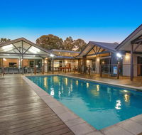 A PERFECT STAY - Lennox Unique Coastal Retreat - Accommodation Gladstone