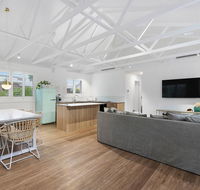 A PERFECT STAY - Sunset Beach - Summer Breeze - Accommodation Gladstone
