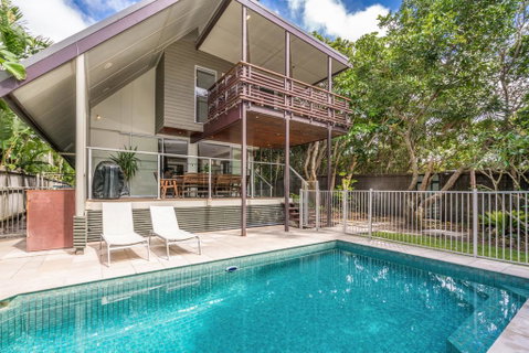 A SWEET ESCAPE - Ariel's - Accommodation Gladstone 0