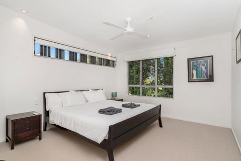 A SWEET ESCAPE - Ariel's - Accommodation Gladstone 1
