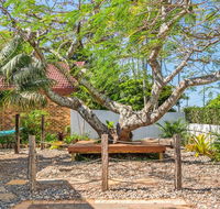 A SWEET ESCAPE - Byron Surf Cottage - walk to Byron - Accommodation Gladstone