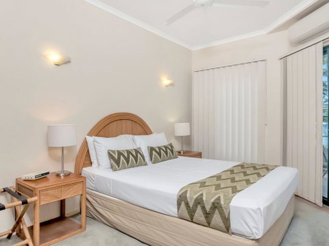A Taste Of The Tropics - Accommodation Gladstone 2