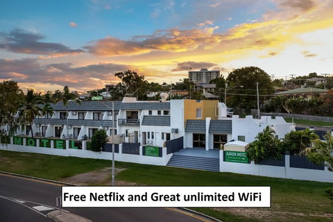 Aaron Motel - Accommodation Gladstone 0
