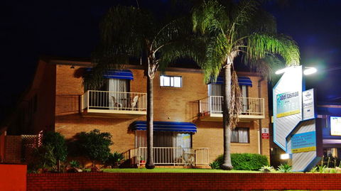 Abel Tasman Motel - Accommodation Gladstone 2