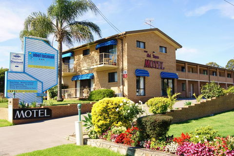Abel Tasman Motel - Accommodation Gladstone 1