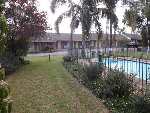 Aberdeen Motel - Accommodation Gladstone 3