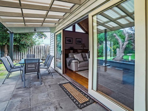 Abrahams On Bank - Accommodation Gladstone 1