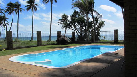 ABSOLUTE BEACH FRONT MACKAY - Comfort Resort Blue Pacific - Accommodation Gladstone 1