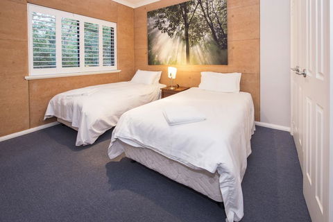 Abundance - Accommodation Gladstone 2