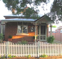 Acacia Cottage on Peel Bathurst - Accommodation Gladstone