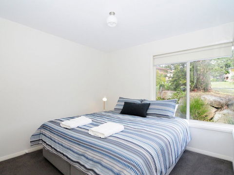 Acacia On Orion :: Jervis Bay Rentals - Accommodation Gladstone 2