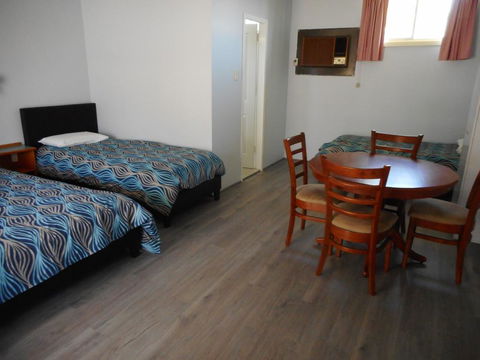 Acacia Rose Motor Inn - Accommodation Gladstone 1