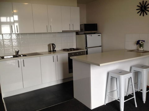 Accommodation Portland Victoria - Accommodation Gladstone 3