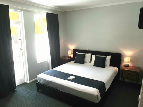 Adelaide Pulteney Motel - Accommodation Gladstone 1